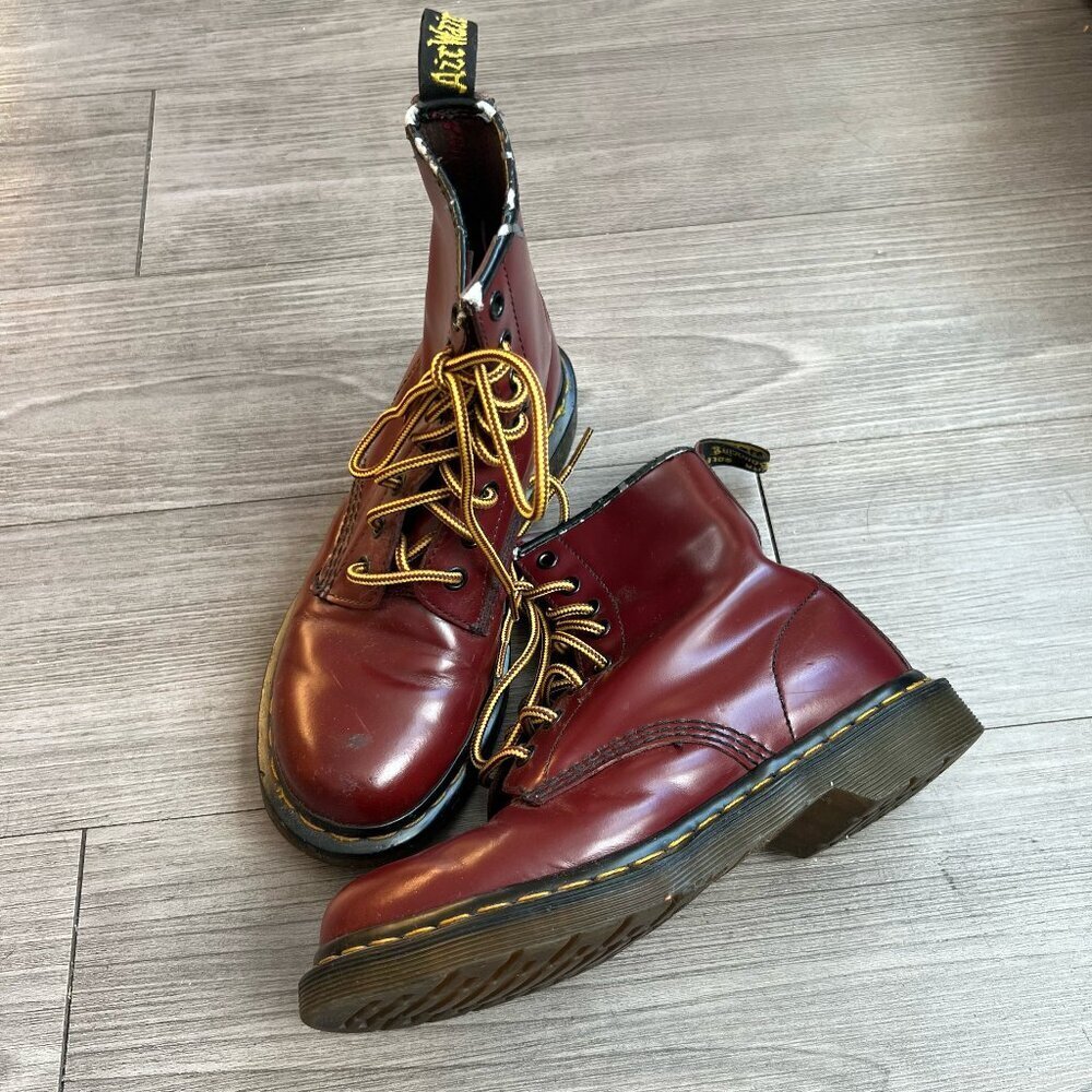 Dr. Martens 1460 Smooth Leather Lace Up Boots Cherry Size W6/M8